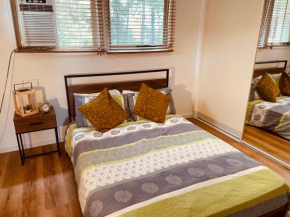 Easy Room Next to Bond University